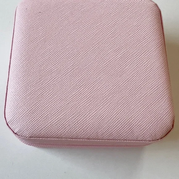NEW ✨Pink Compact Jewelry Case - Picture 4 of 6